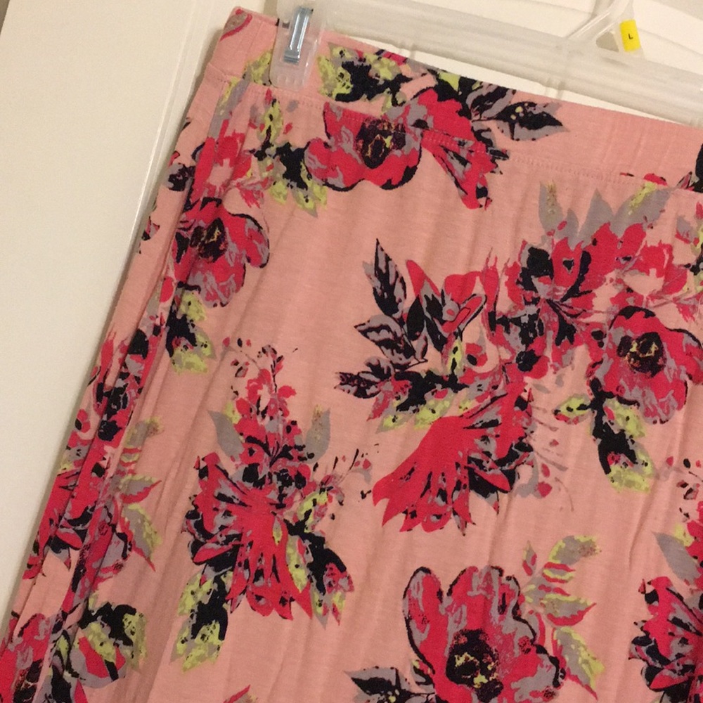 Catos maxi skirt.